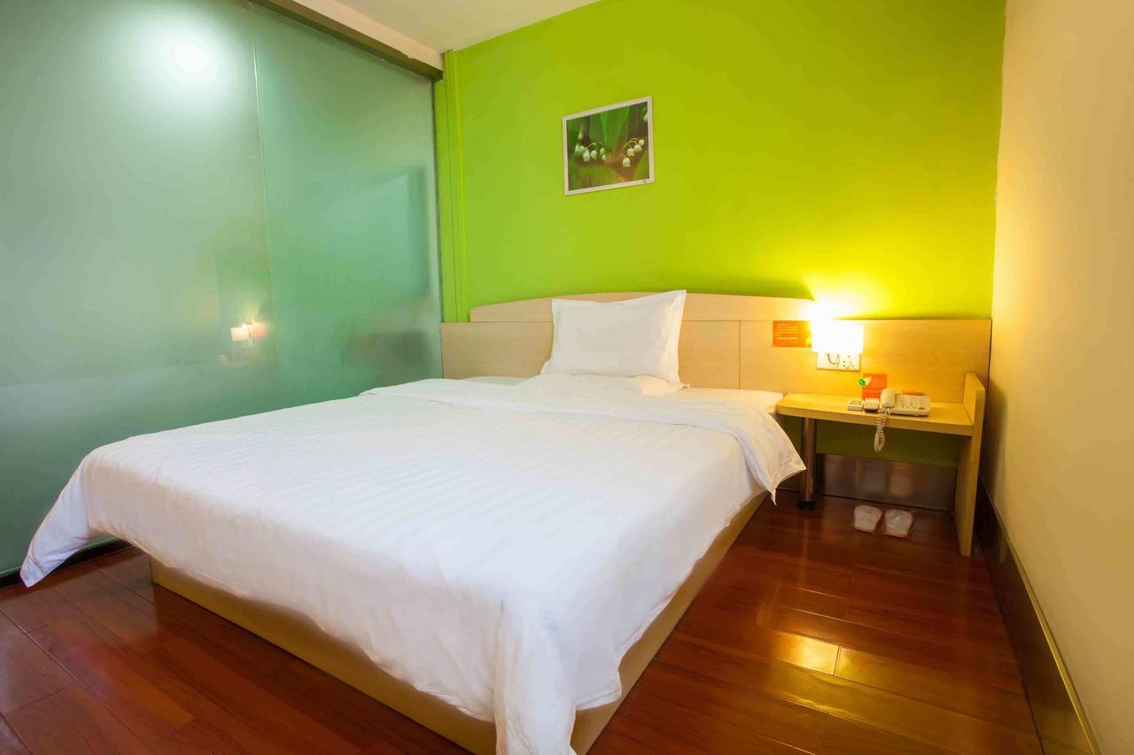 7 Days Inn Yangjiang Xinyue International Studio Kamer foto